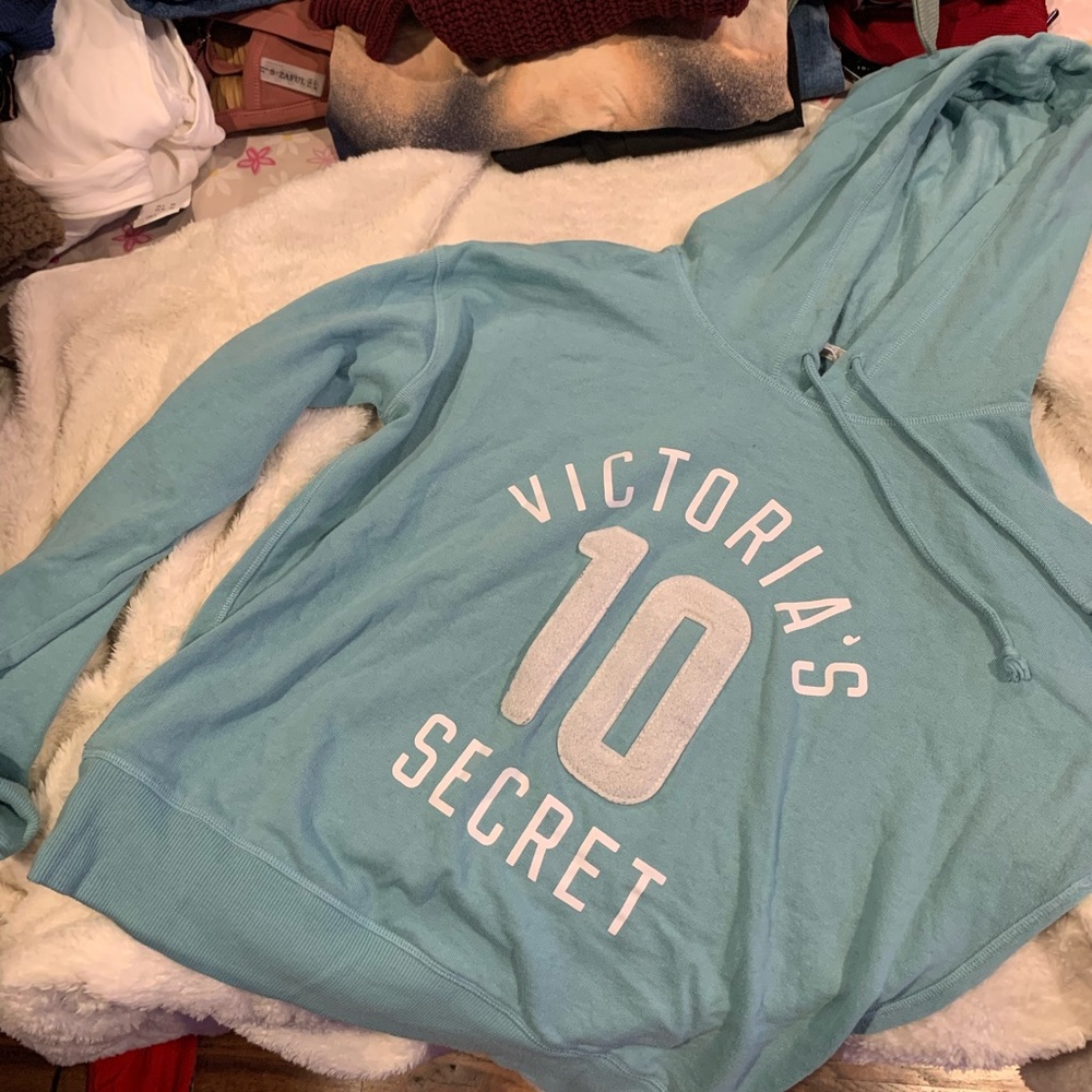 VS Hoodie